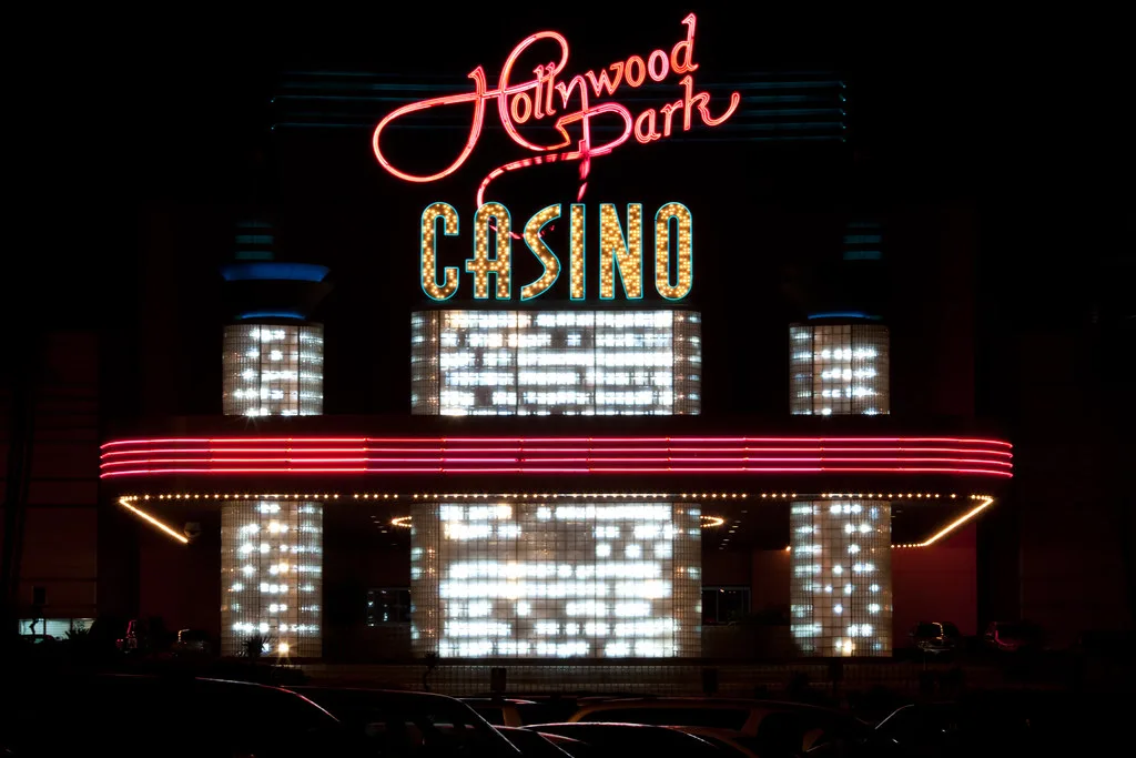 Hollywood Park Casino